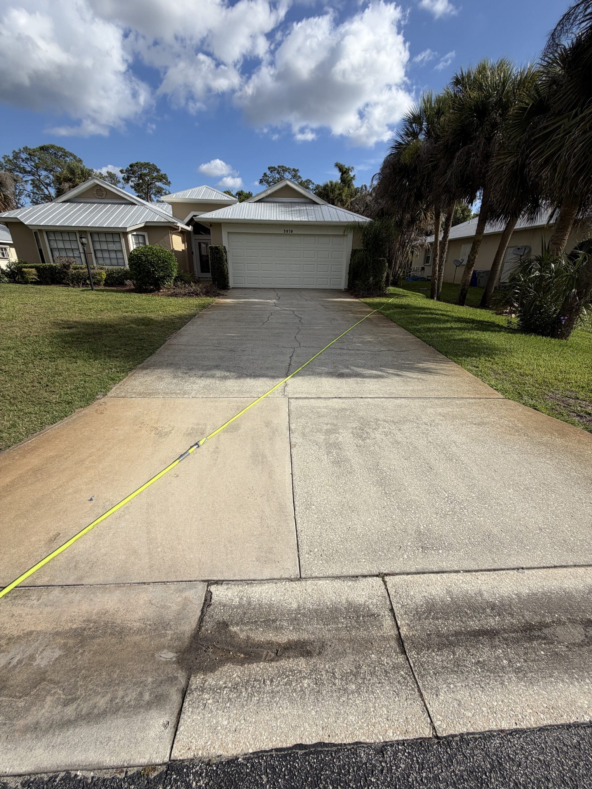 Driveway and concrete pressure washing